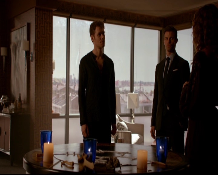 VampireDiariesWorld-dot-nl_TheOriginals_3x03IllSeeYouInHellOrNewOrleans0952.jpg