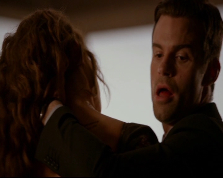 VampireDiariesWorld-dot-nl_TheOriginals_3x03IllSeeYouInHellOrNewOrleans0981.jpg