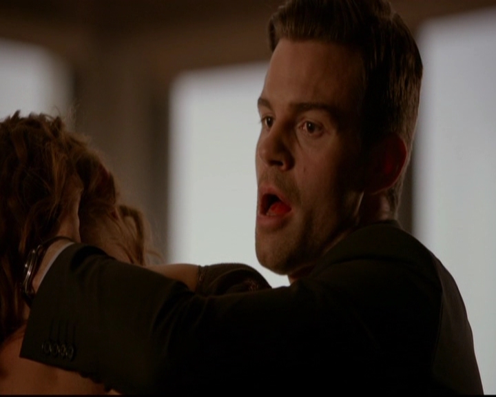 VampireDiariesWorld-dot-nl_TheOriginals_3x03IllSeeYouInHellOrNewOrleans0982.jpg