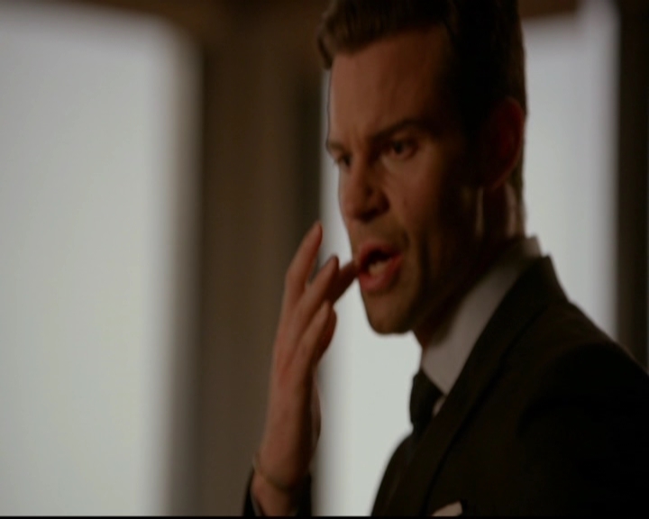 VampireDiariesWorld-dot-nl_TheOriginals_3x03IllSeeYouInHellOrNewOrleans0990.jpg