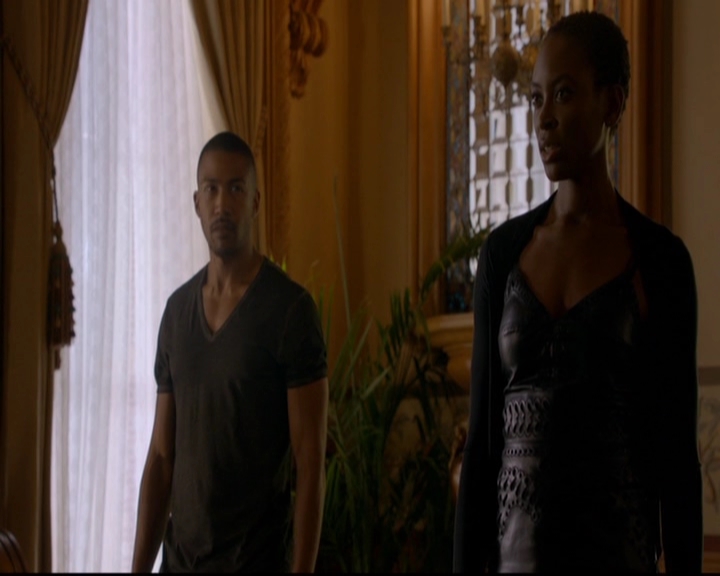 VampireDiariesWorld-dot-nl_TheOriginals_3x03IllSeeYouInHellOrNewOrleans1492.jpg