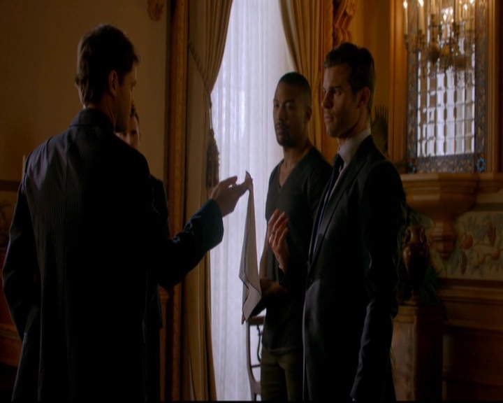 VampireDiariesWorld-dot-nl_TheOriginals_3x03IllSeeYouInHellOrNewOrleans1535.jpg