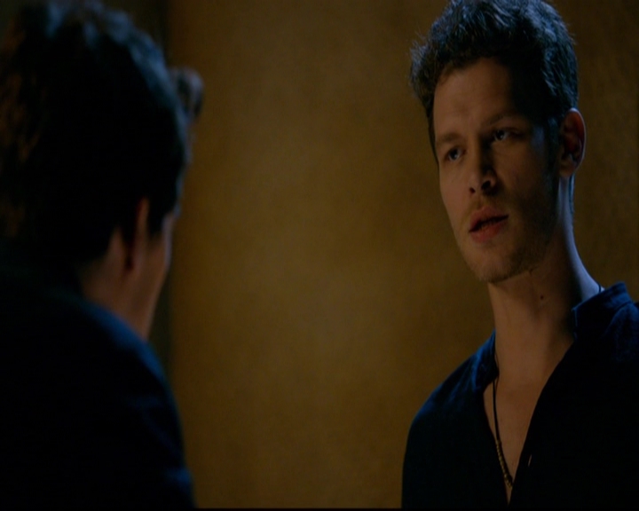 VampireDiariesWorld-dot-nl_TheOriginals_3x03IllSeeYouInHellOrNewOrleans1595.jpg