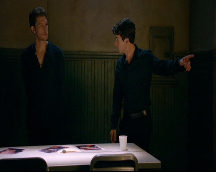 VampireDiariesWorld-dot-nl_TheOriginals_3x03IllSeeYouInHellOrNewOrleans1646.jpg