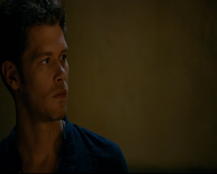 VampireDiariesWorld-dot-nl_TheOriginals_3x03IllSeeYouInHellOrNewOrleans1649.jpg