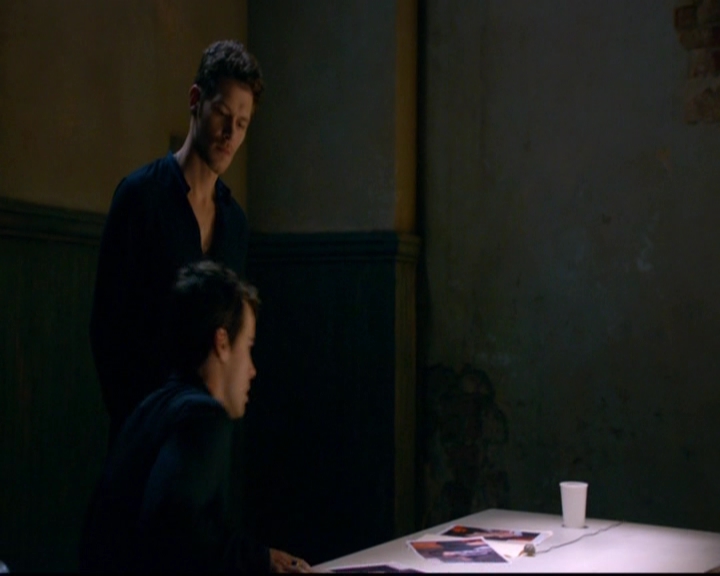 VampireDiariesWorld-dot-nl_TheOriginals_3x03IllSeeYouInHellOrNewOrleans1652.jpg