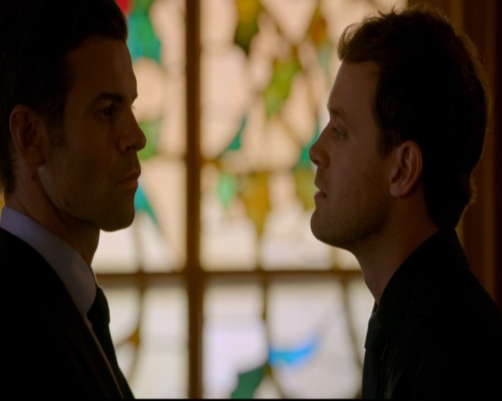 VampireDiariesWorld-dot-nl_TheOriginals_3x03IllSeeYouInHellOrNewOrleans1711.jpg