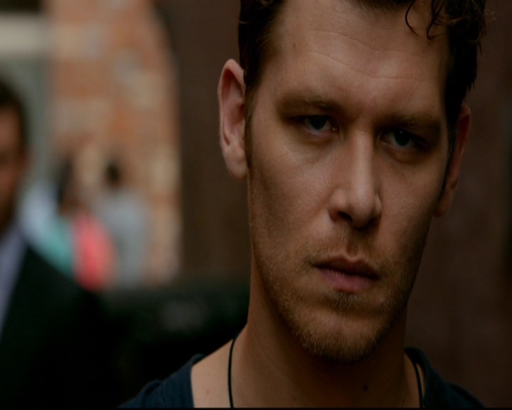 VampireDiariesWorld-dot-nl_TheOriginals_3x03IllSeeYouInHellOrNewOrleans1986.jpg