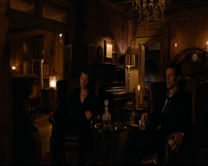 VampireDiariesWorld-dot-nl_TheOriginals_3x03IllSeeYouInHellOrNewOrleans2058.jpg