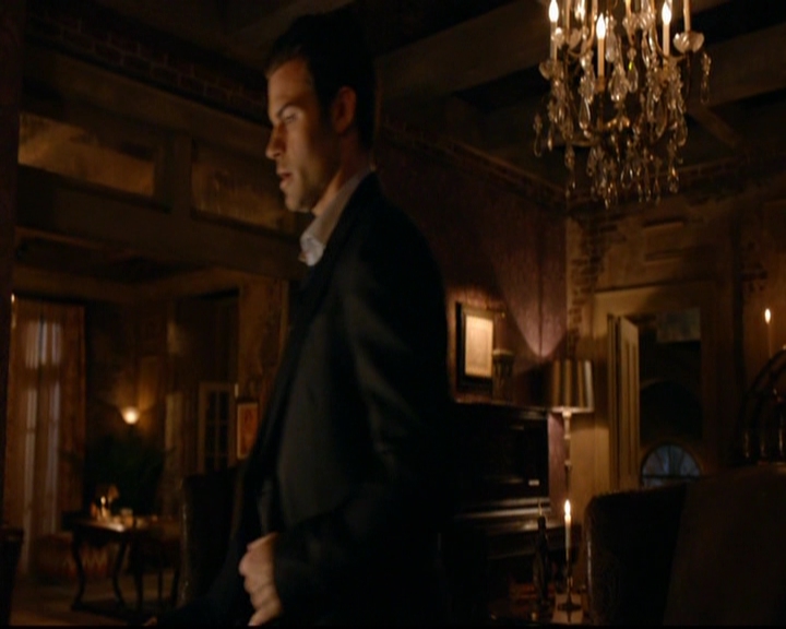 VampireDiariesWorld-dot-nl_TheOriginals_3x03IllSeeYouInHellOrNewOrleans2069.jpg