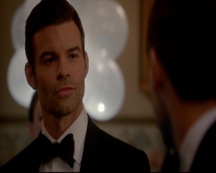 VampireDiariesWorld-dot-nl_TheOriginals_3x04AWalkOnTheWildSide1043.jpg