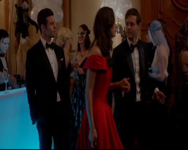 VampireDiariesWorld-dot-nl_TheOriginals_3x04AWalkOnTheWildSide1053.jpg