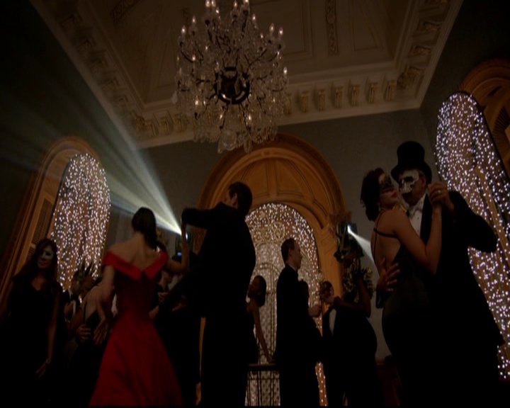 VampireDiariesWorld-dot-nl_TheOriginals_3x04AWalkOnTheWildSide1065.jpg