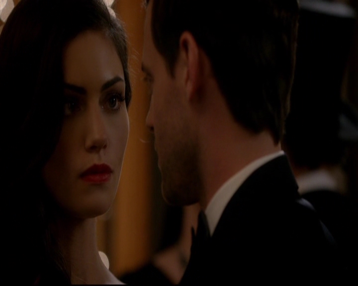 VampireDiariesWorld-dot-nl_TheOriginals_3x04AWalkOnTheWildSide1072.jpg