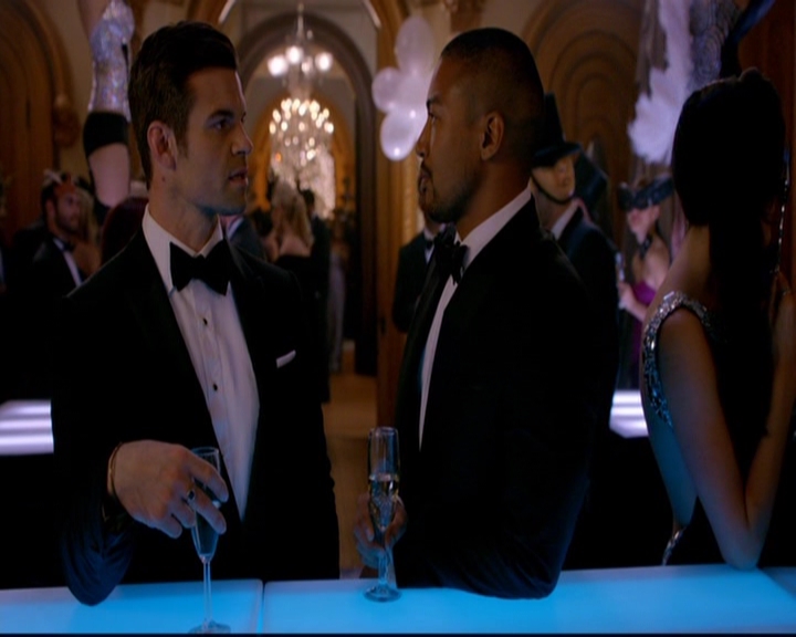 VampireDiariesWorld-dot-nl_TheOriginals_3x04AWalkOnTheWildSide1120.jpg