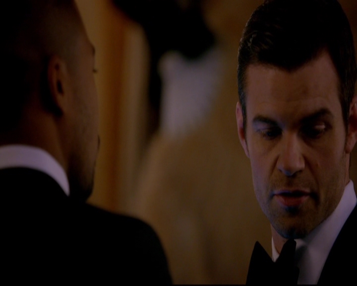 VampireDiariesWorld-dot-nl_TheOriginals_3x04AWalkOnTheWildSide1123.jpg