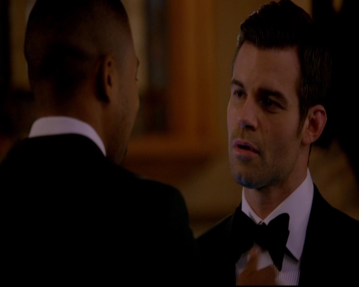 VampireDiariesWorld-dot-nl_TheOriginals_3x04AWalkOnTheWildSide1138.jpg