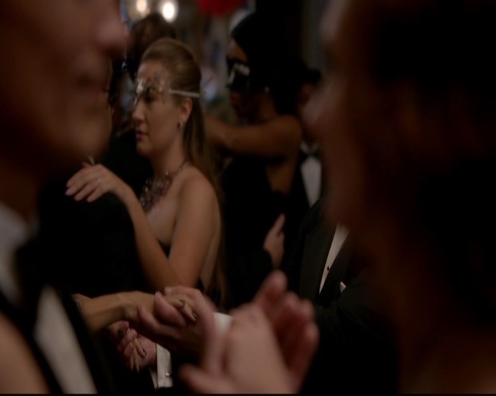 VampireDiariesWorld-dot-nl_TheOriginals_3x04AWalkOnTheWildSide1201.jpg