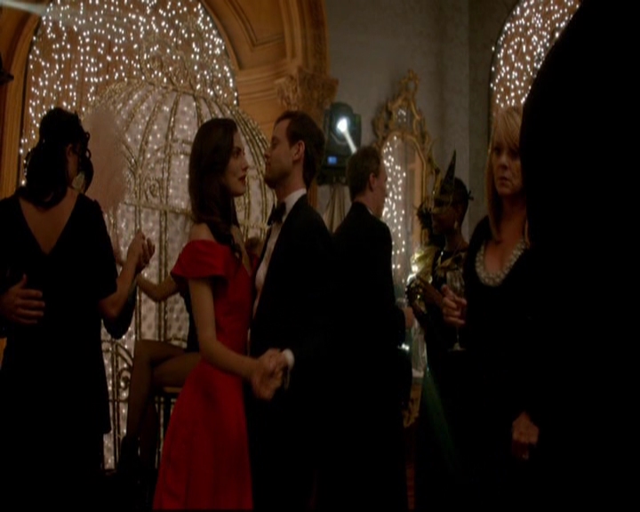 VampireDiariesWorld-dot-nl_TheOriginals_3x04AWalkOnTheWildSide1212.jpg