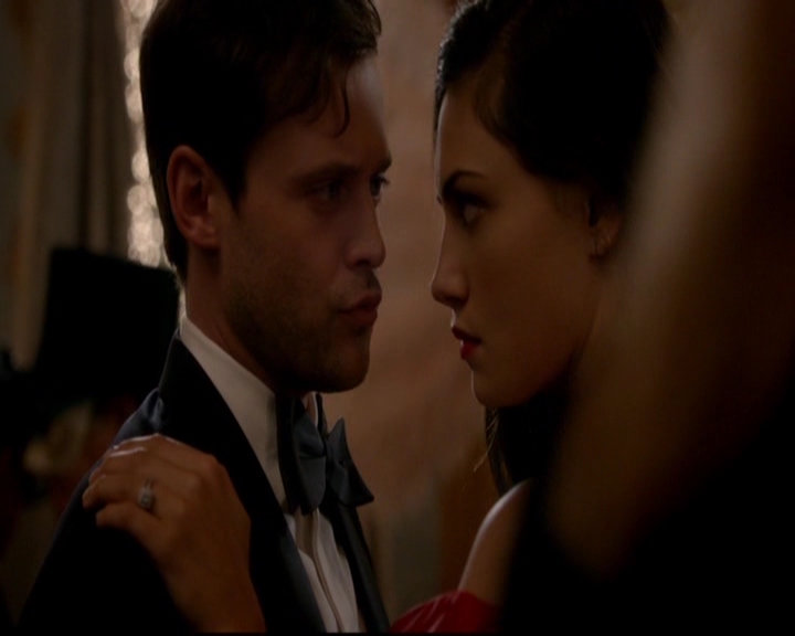 VampireDiariesWorld-dot-nl_TheOriginals_3x04AWalkOnTheWildSide1226.jpg