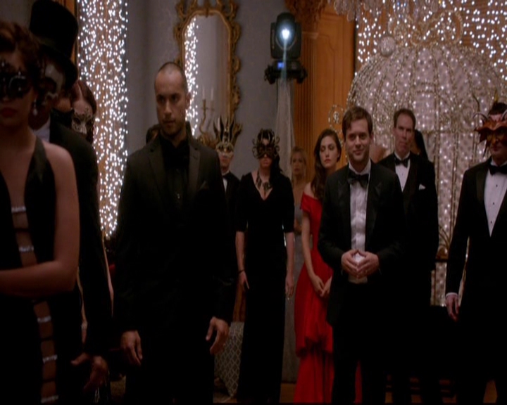 VampireDiariesWorld-dot-nl_TheOriginals_3x04AWalkOnTheWildSide1405.jpg