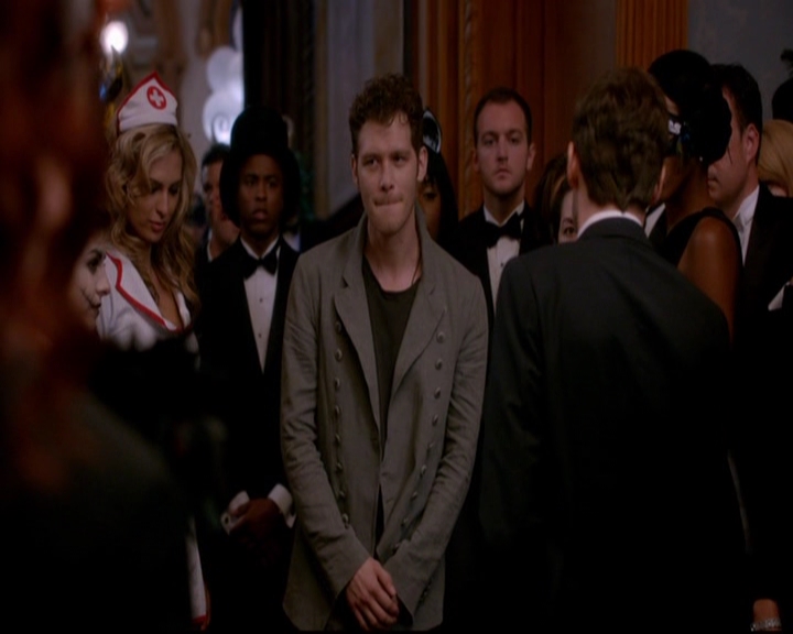 VampireDiariesWorld-dot-nl_TheOriginals_3x04AWalkOnTheWildSide1410.jpg