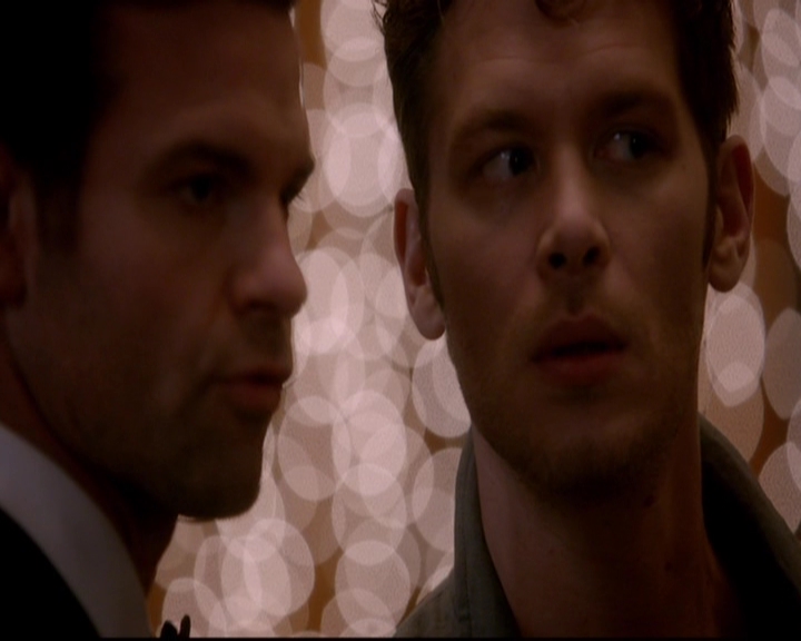 VampireDiariesWorld-dot-nl_TheOriginals_3x04AWalkOnTheWildSide1460.jpg