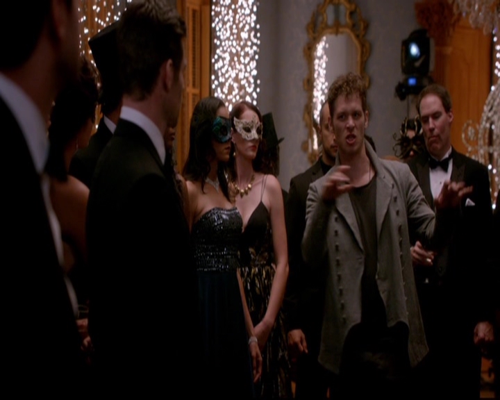 VampireDiariesWorld-dot-nl_TheOriginals_3x04AWalkOnTheWildSide1479.jpg