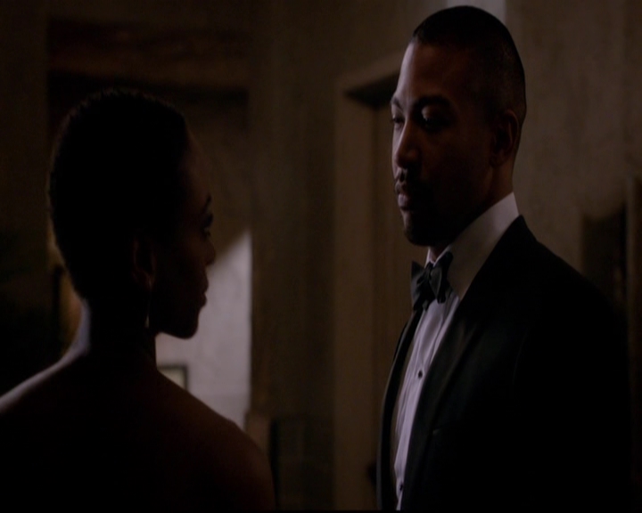 VampireDiariesWorld-dot-nl_TheOriginals_3x04AWalkOnTheWildSide1608.jpg