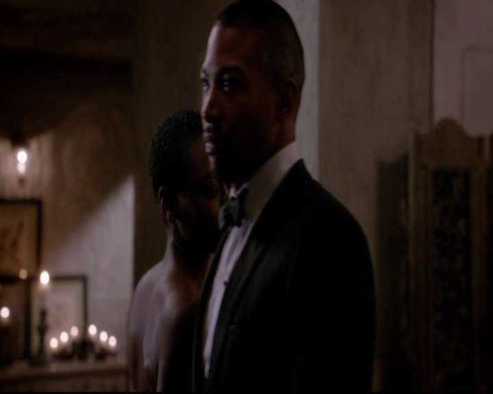 VampireDiariesWorld-dot-nl_TheOriginals_3x04AWalkOnTheWildSide1609.jpg