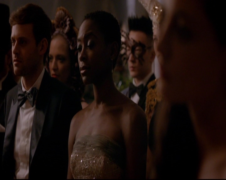 VampireDiariesWorld-dot-nl_TheOriginals_3x04AWalkOnTheWildSide1731.jpg