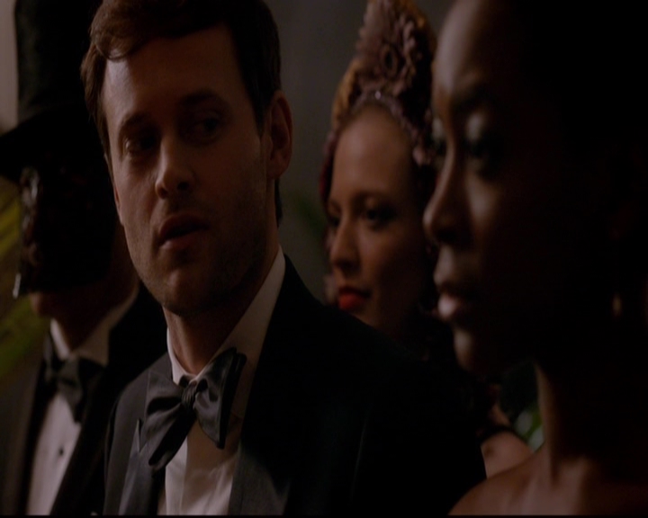 VampireDiariesWorld-dot-nl_TheOriginals_3x04AWalkOnTheWildSide1779.jpg