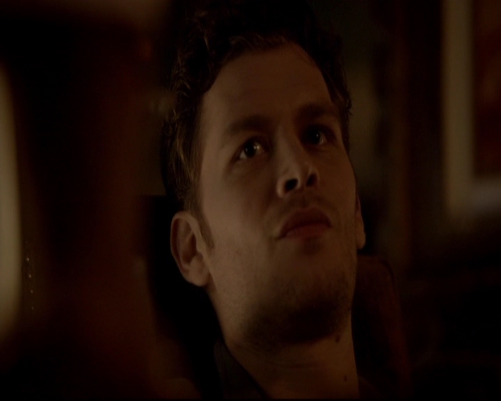 VampireDiariesWorld-dot-nl_TheOriginals_3x04AWalkOnTheWildSide1864.jpg