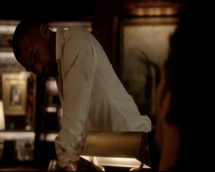 VampireDiariesWorld-dot-nl_TheOriginals_3x04AWalkOnTheWildSide1869.jpg