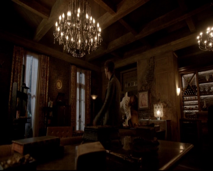 VampireDiariesWorld-dot-nl_TheOriginals_3x04AWalkOnTheWildSide1877.jpg