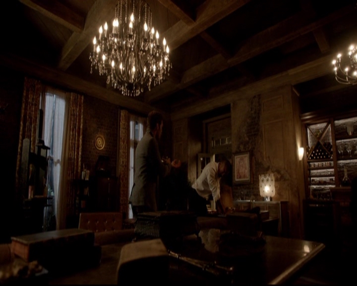 VampireDiariesWorld-dot-nl_TheOriginals_3x04AWalkOnTheWildSide1878.jpg