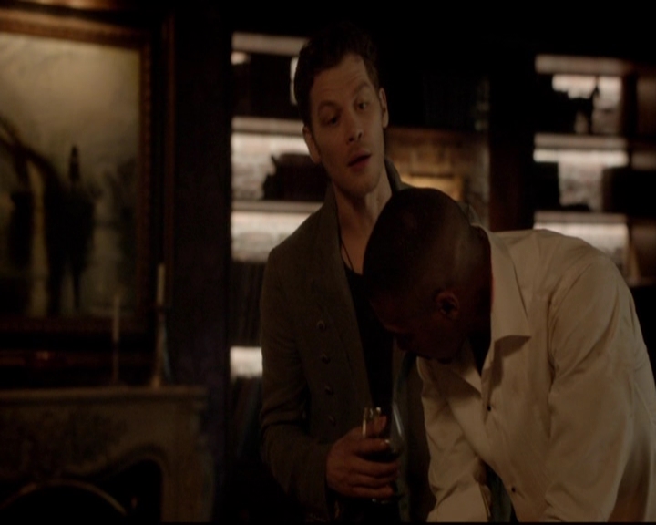 VampireDiariesWorld-dot-nl_TheOriginals_3x04AWalkOnTheWildSide1885.jpg