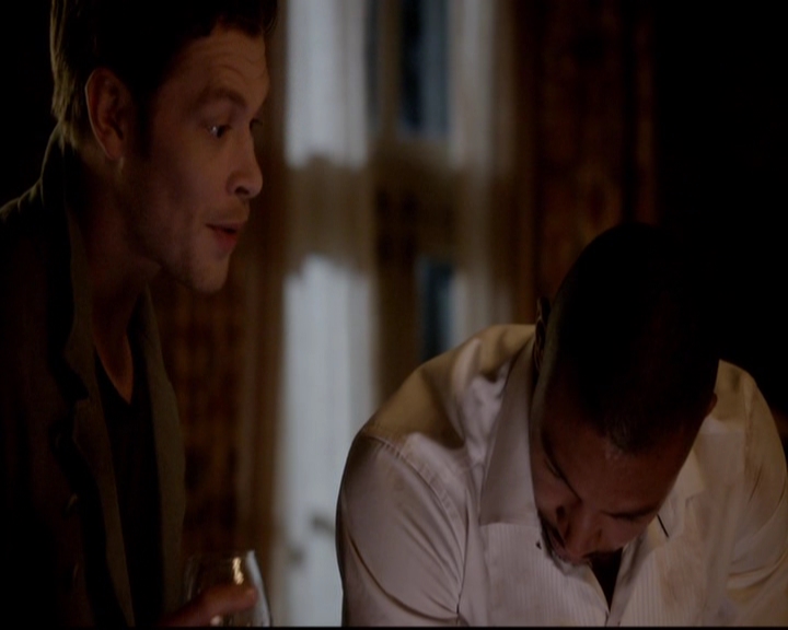 VampireDiariesWorld-dot-nl_TheOriginals_3x04AWalkOnTheWildSide1888.jpg