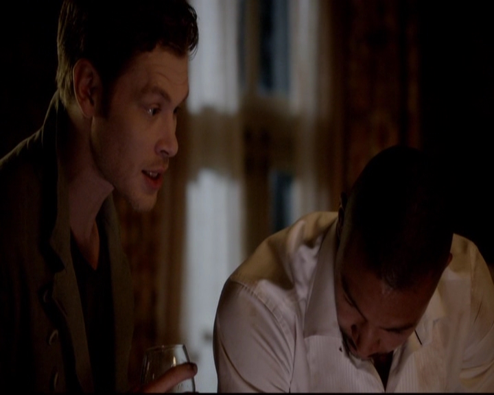 VampireDiariesWorld-dot-nl_TheOriginals_3x04AWalkOnTheWildSide1889.jpg