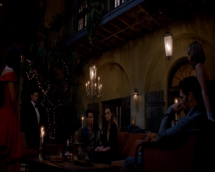 VampireDiariesWorld-dot-nl_TheOriginals_3x04AWalkOnTheWildSide1957.jpg