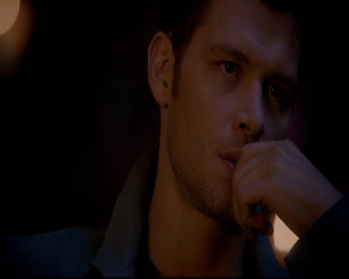 VampireDiariesWorld-dot-nl_TheOriginals_3x04AWalkOnTheWildSide1964.jpg