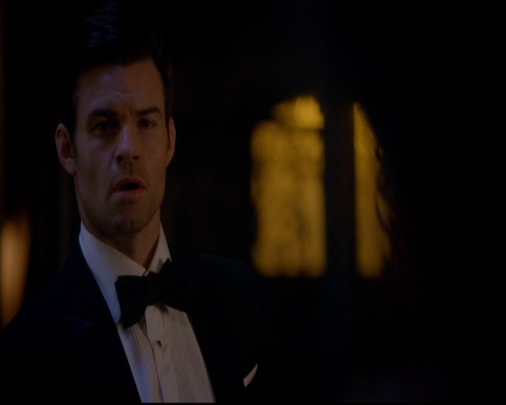 VampireDiariesWorld-dot-nl_TheOriginals_3x04AWalkOnTheWildSide1965.jpg