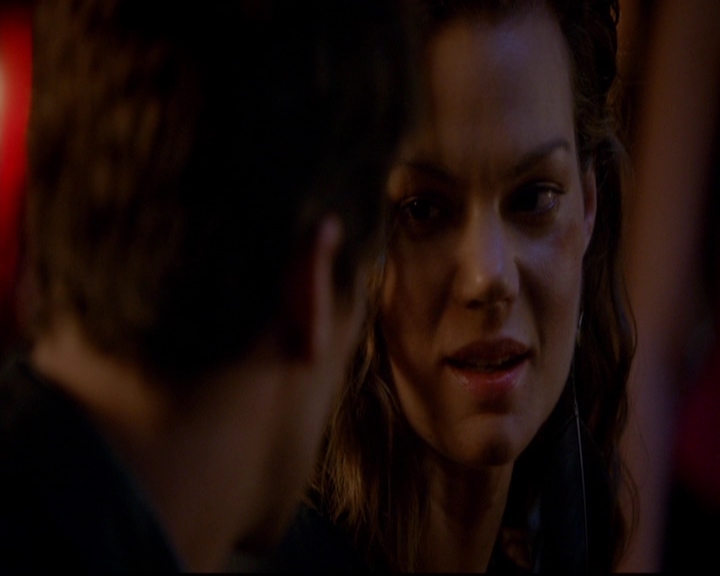 VampireDiariesWorld-dot-nl_TheOriginals_3x04AWalkOnTheWildSide1972.jpg