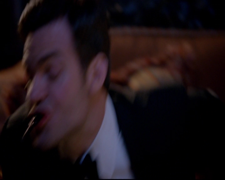 VampireDiariesWorld-dot-nl_TheOriginals_3x04AWalkOnTheWildSide2008.jpg