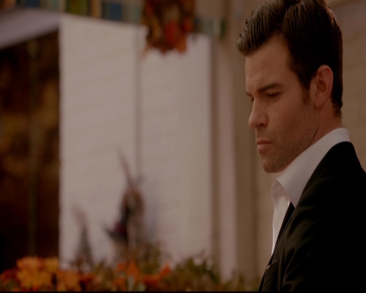 VampireDiariesWorld-dot-nl_TheOriginals_3x04AWalkOnTheWildSide2087.jpg