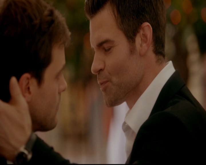 VampireDiariesWorld-dot-nl_TheOriginals_3x04AWalkOnTheWildSide2110.jpg