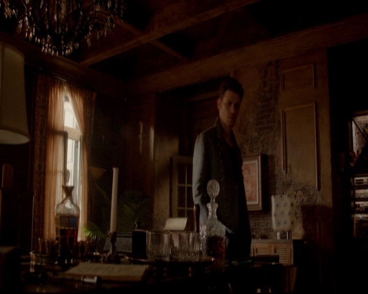 VampireDiariesWorld-dot-nl_TheOriginals_3x04AWalkOnTheWildSide2169.jpg