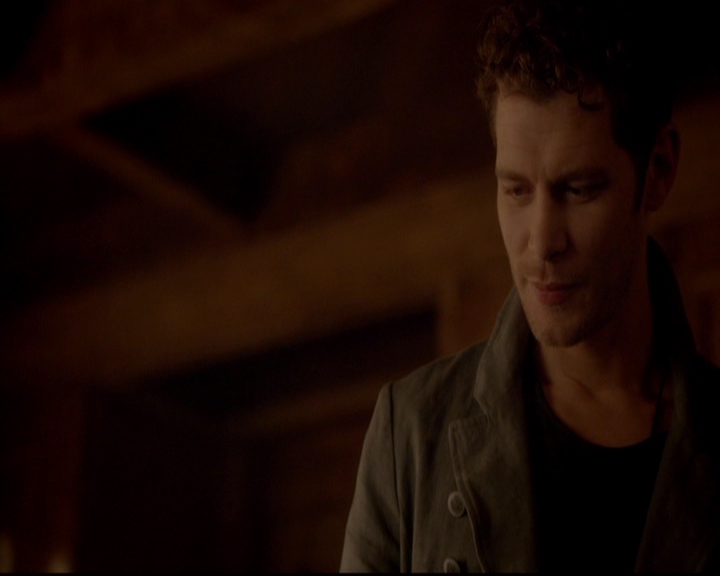 VampireDiariesWorld-dot-nl_TheOriginals_3x04AWalkOnTheWildSide2178.jpg