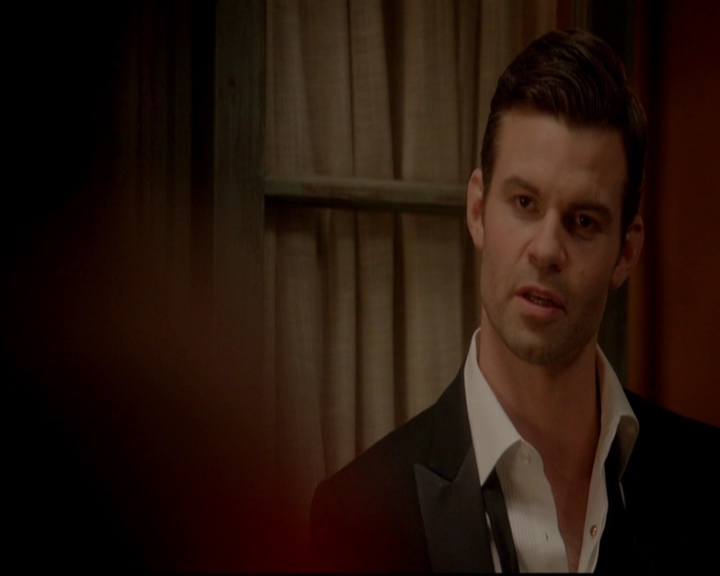 VampireDiariesWorld-dot-nl_TheOriginals_3x04AWalkOnTheWildSide2210.jpg