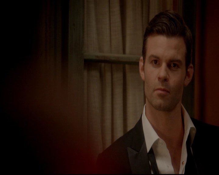 VampireDiariesWorld-dot-nl_TheOriginals_3x04AWalkOnTheWildSide2213.jpg